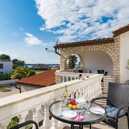 Ferienwohnung Casa Zen Fažana Exterior foto